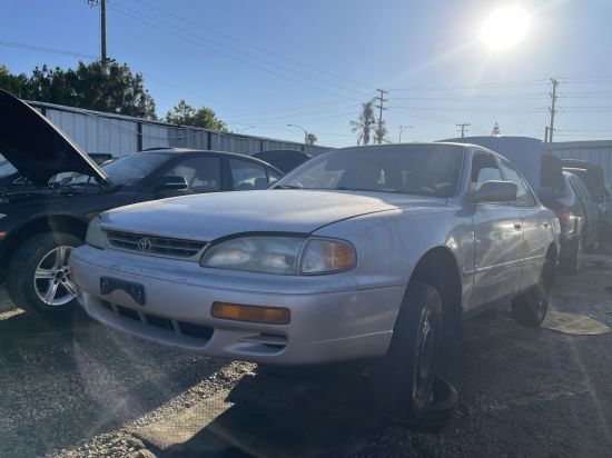 1996 TOYOTA CAMRY