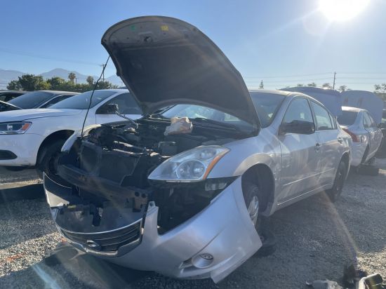2010 NISSAN ALTIMA