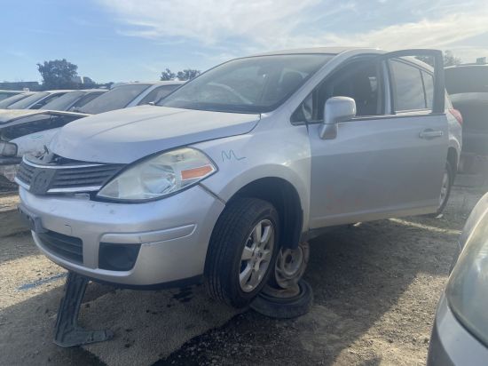 2008 NISSAN VERSA