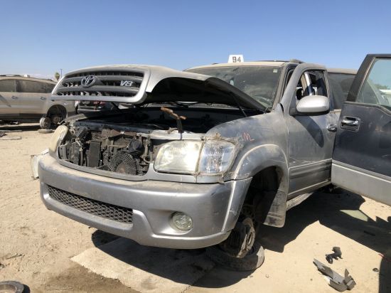 2004 TOYOTA SEQUOIA