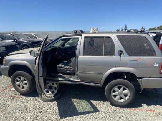 2000 NISSAN PATHFINDER