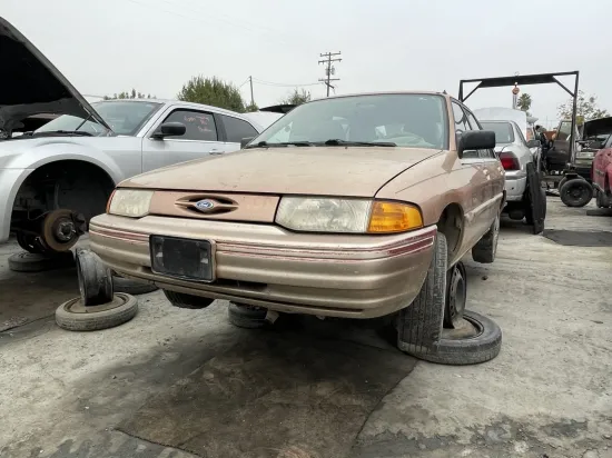 1994 FORD ESCORT