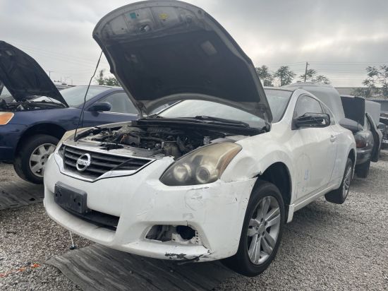 2010 NISSAN ALTIMA