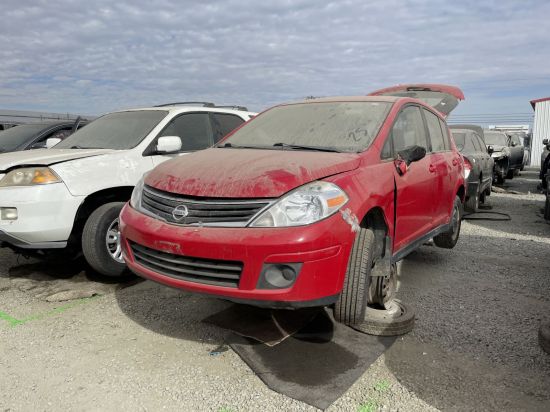 2012 NISSAN VERSA