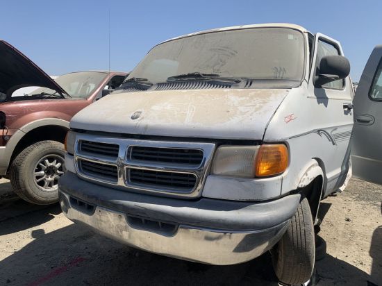 1999 DODGE RAM VAN