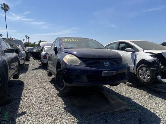 2009 NISSAN VERSA