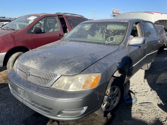2002 TOYOTA AVALON