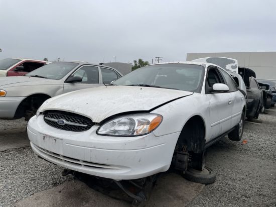 2002 FORD TAURUS