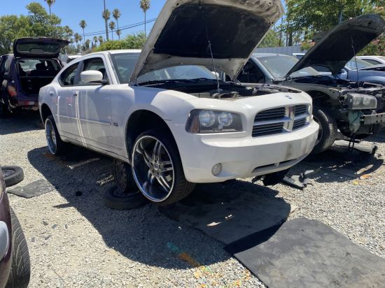 2010 DODGE CHARGER