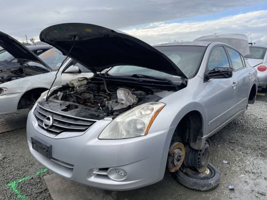 2010 NISSAN ALTIMA