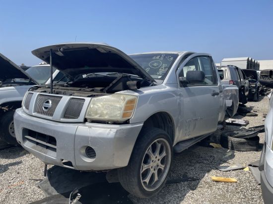 2005 NISSAN TITAN
