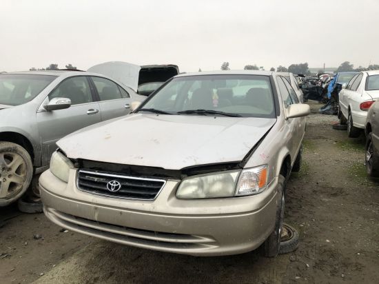 2001 TOYOTA CAMRY