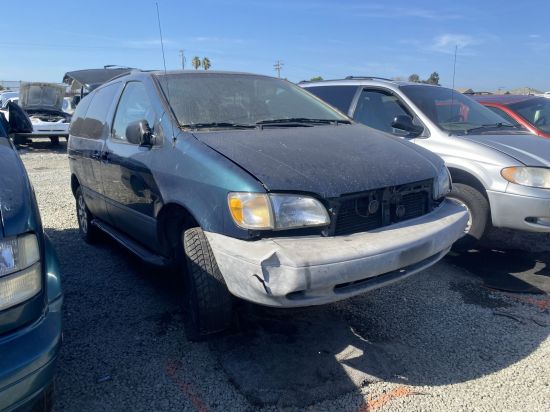 1998 TOYOTA SIENNA