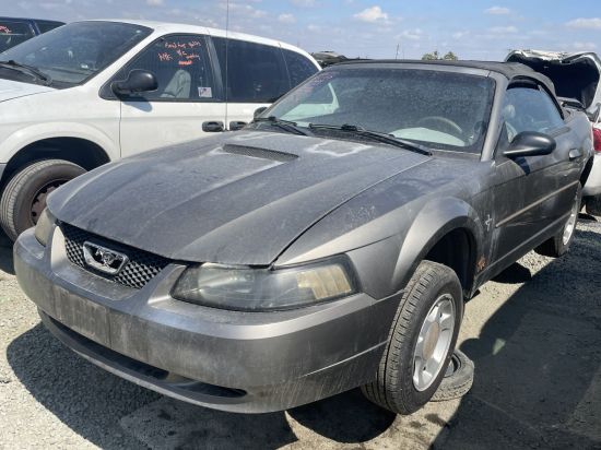 2001 FORD MUSTANG