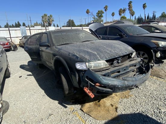 1998 NISSAN MAXIMA