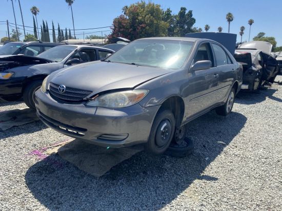 2002 TOYOTA CAMRY