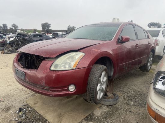 2005 NISSAN MAXIMA