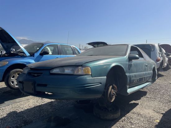 1996 FORD THUNDERBIRD