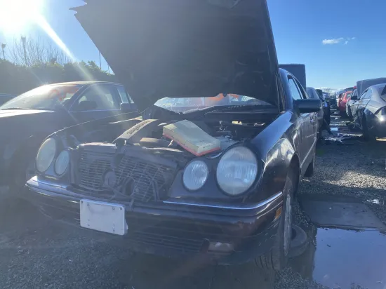 1998 MERCEDES-BENZ E-CLASS