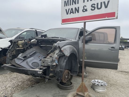 2005 NISSAN PATHFINDER