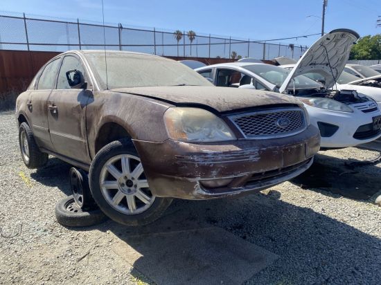 2005 FORD FIVE HUNDRED