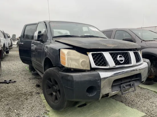 2005 NISSAN TITAN