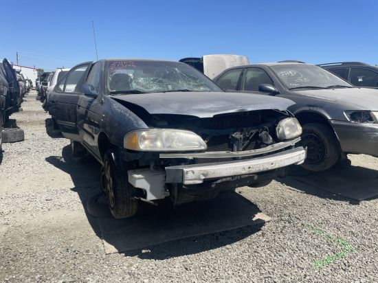 2002 NISSAN SENTRA