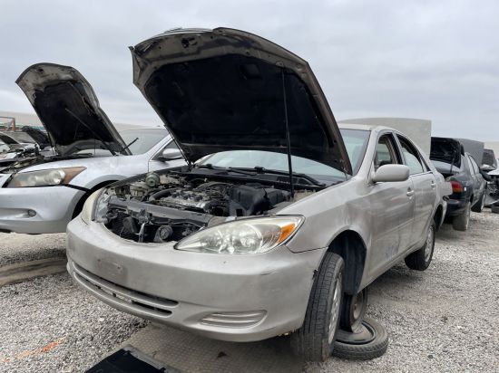 2002 TOYOTA CAMRY