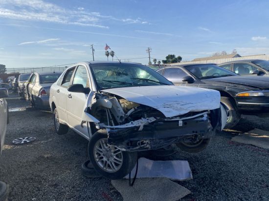 2005 FORD FOCUS