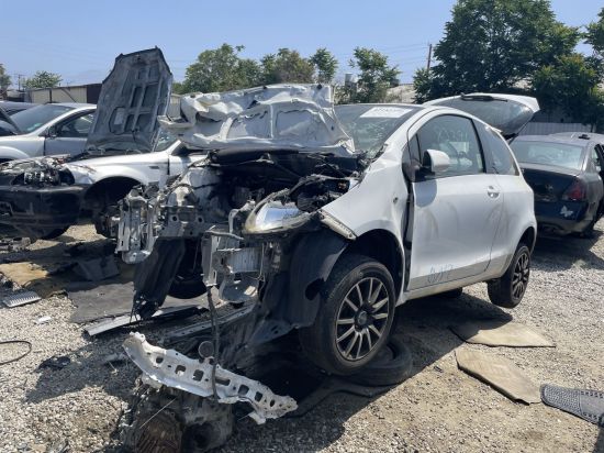 2010 TOYOTA YARIS