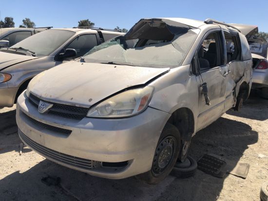 2005 TOYOTA SIENNA