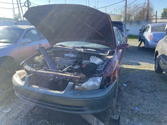 2001 TOYOTA CAMRY