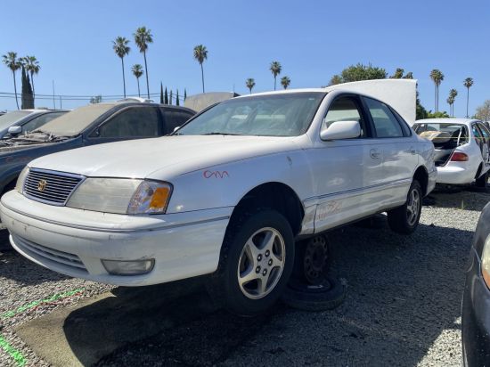 1999 TOYOTA AVALON