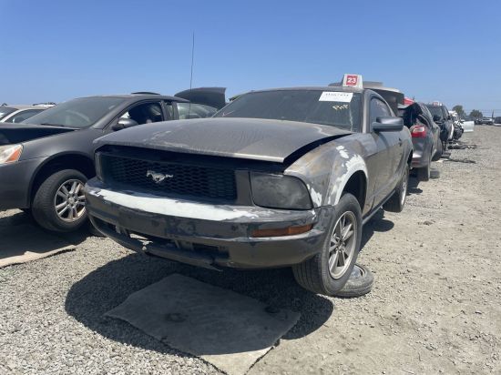 2005 FORD MUSTANG