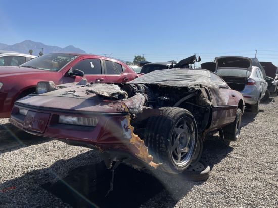 1989 CHEVROLET CORVETTE