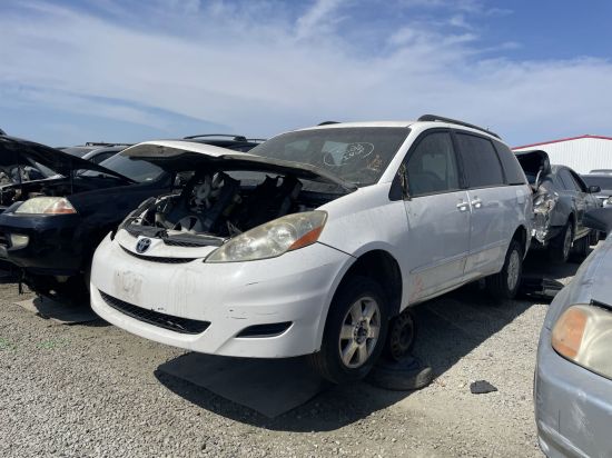 2007 TOYOTA SIENNA
