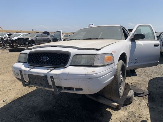 2011 FORD CROWN VICTORIA