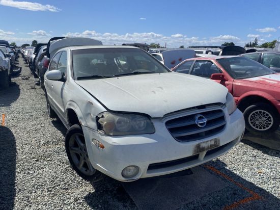 2003 NISSAN MAXIMA