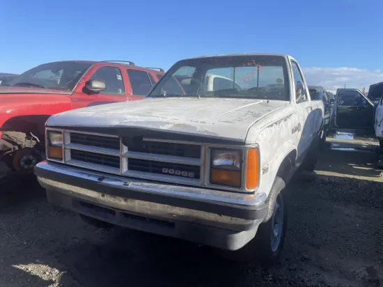 1988 DODGE DAKOTA