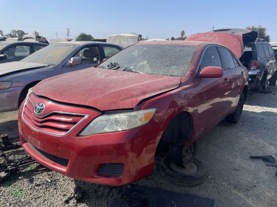 2010 TOYOTA CAMRY