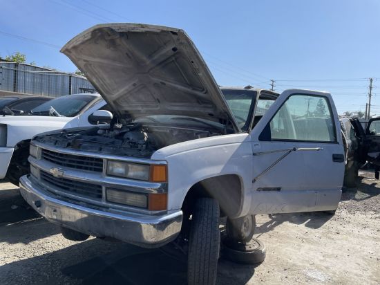 2000 CHEVROLET C3500