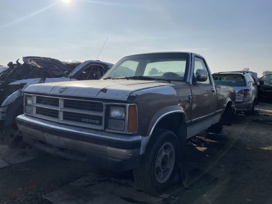 1988 DODGE DAKOTA