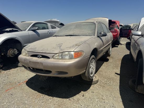 1999 FORD ESCORT
