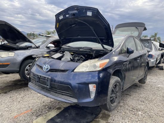 2014 TOYOTA PRIUS
