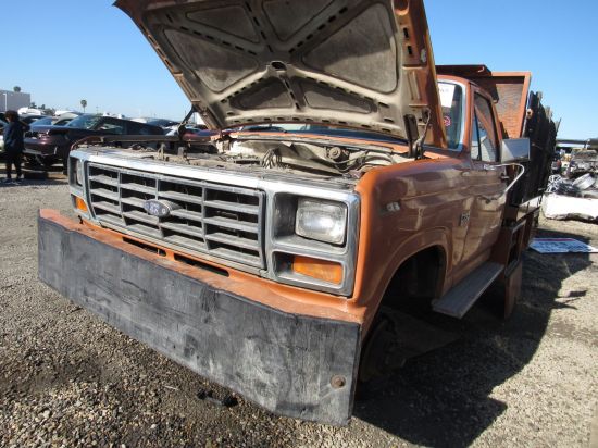 1983 FORD F-350