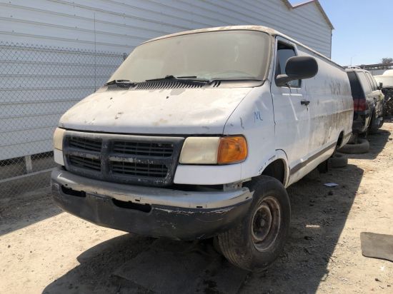 2000 DODGE RAM VAN