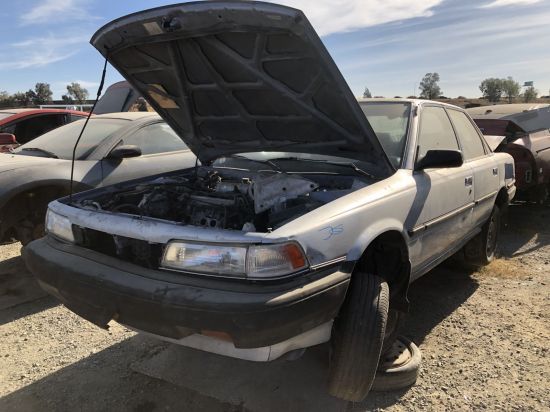 1989 TOYOTA CAMRY