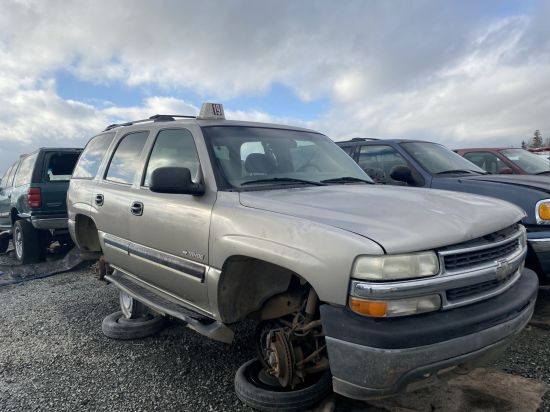 2001 CHEVROLET TAHOE