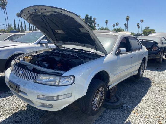 1999 NISSAN MAXIMA