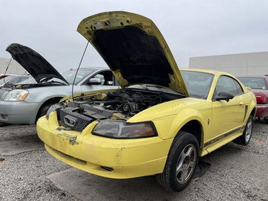 2002 FORD MUSTANG